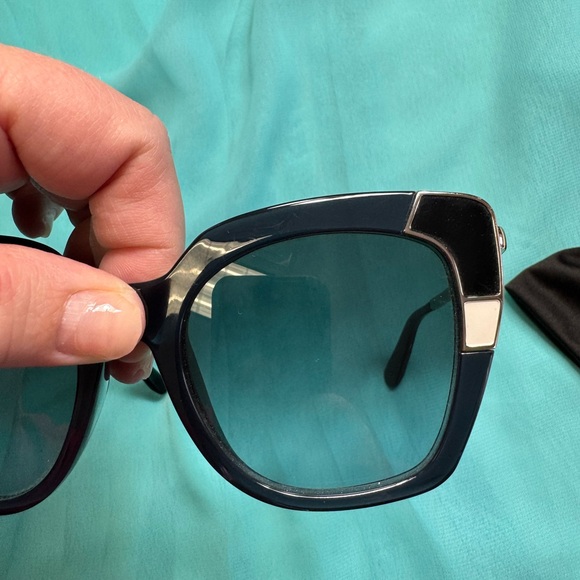 SALVATORE FERRAGAMO - SUNGLASSES - NWOT